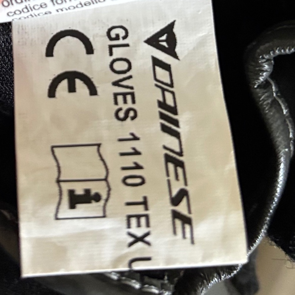 Black Motorcycle Gloves - Picture 4 of 6